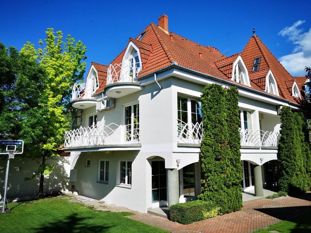 Győrfi Apartmanház Zamárdi Kültér fotó